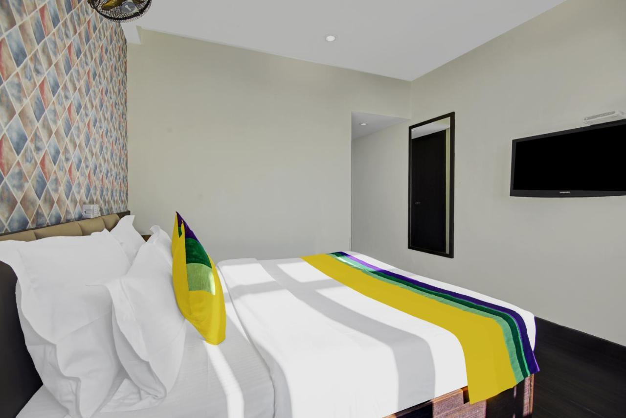 Itsy Hotels Crystal Palace With Valley View Shimla Eksteriør billede