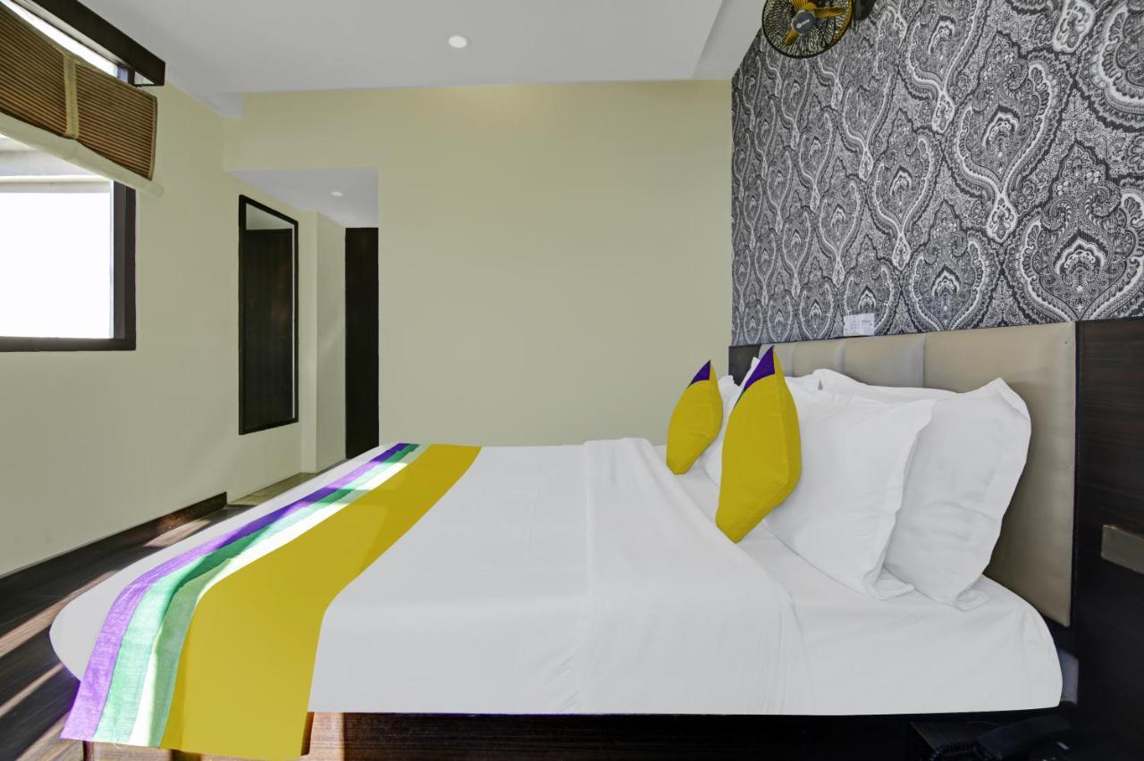 Itsy Hotels Crystal Palace With Valley View Shimla Eksteriør billede